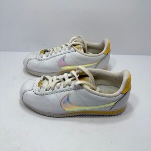 Nike Classic Cortez white clear-topaz gold sneakers Women’s Size 6